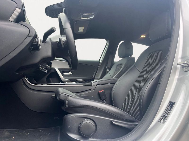 Mercedes-Benz A 200 2021