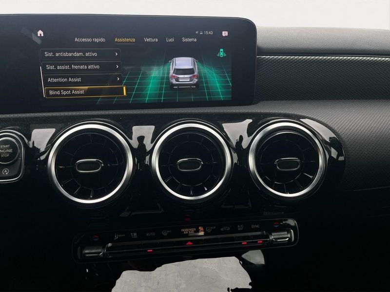 Mercedes-Benz A 200 2021