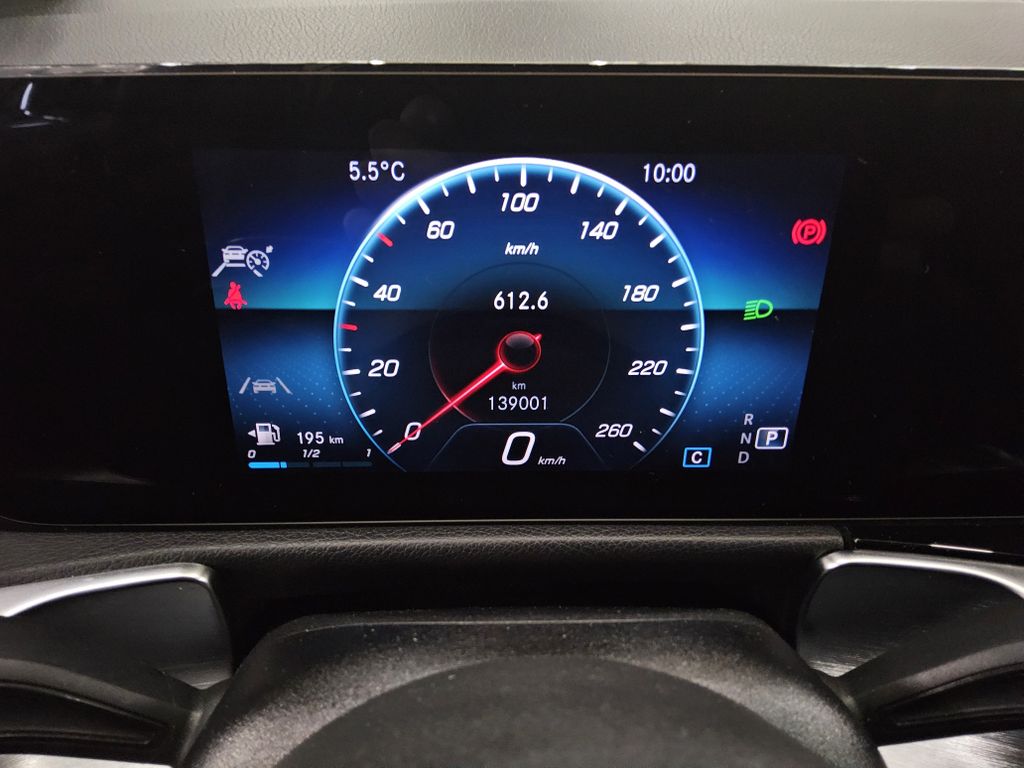 Mercedes-Benz GLB 200 2022