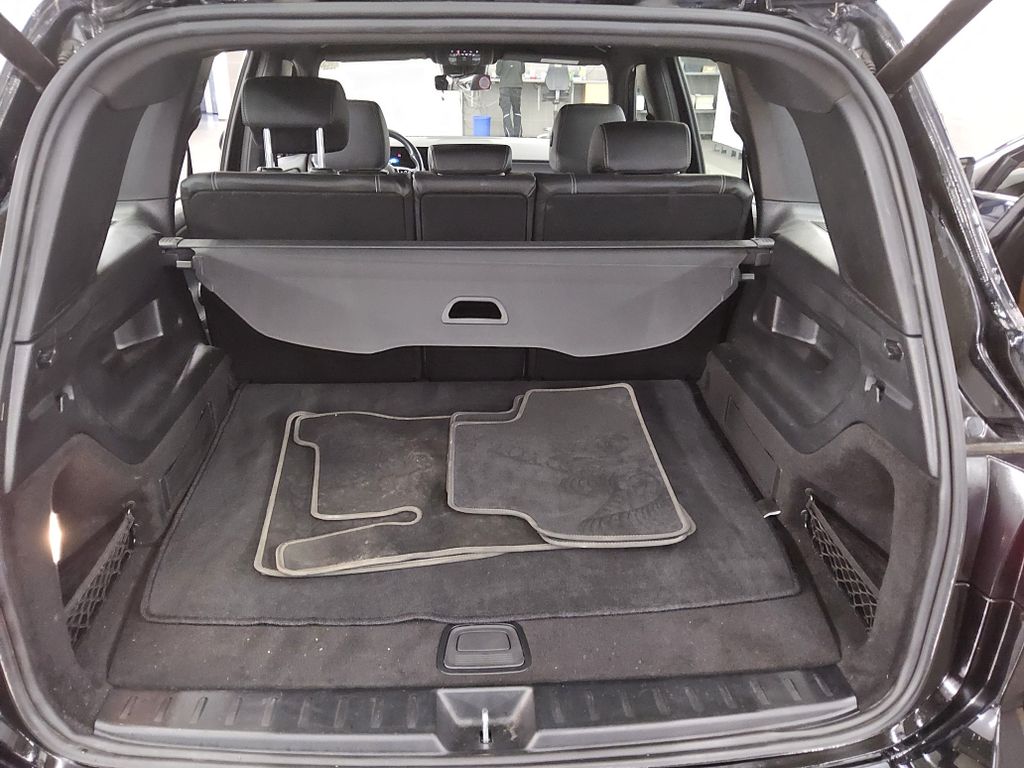 Mercedes-Benz GLB 200 2022