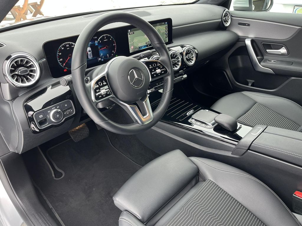Mercedes-Benz A 200 2022