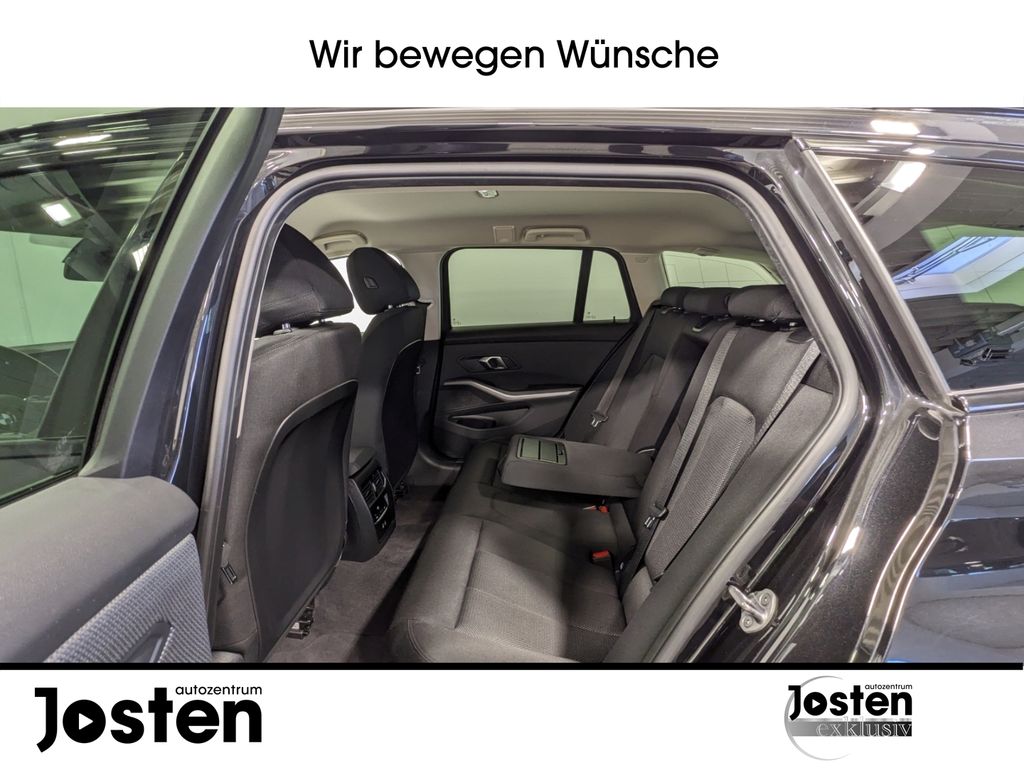 BMW 318 2024
