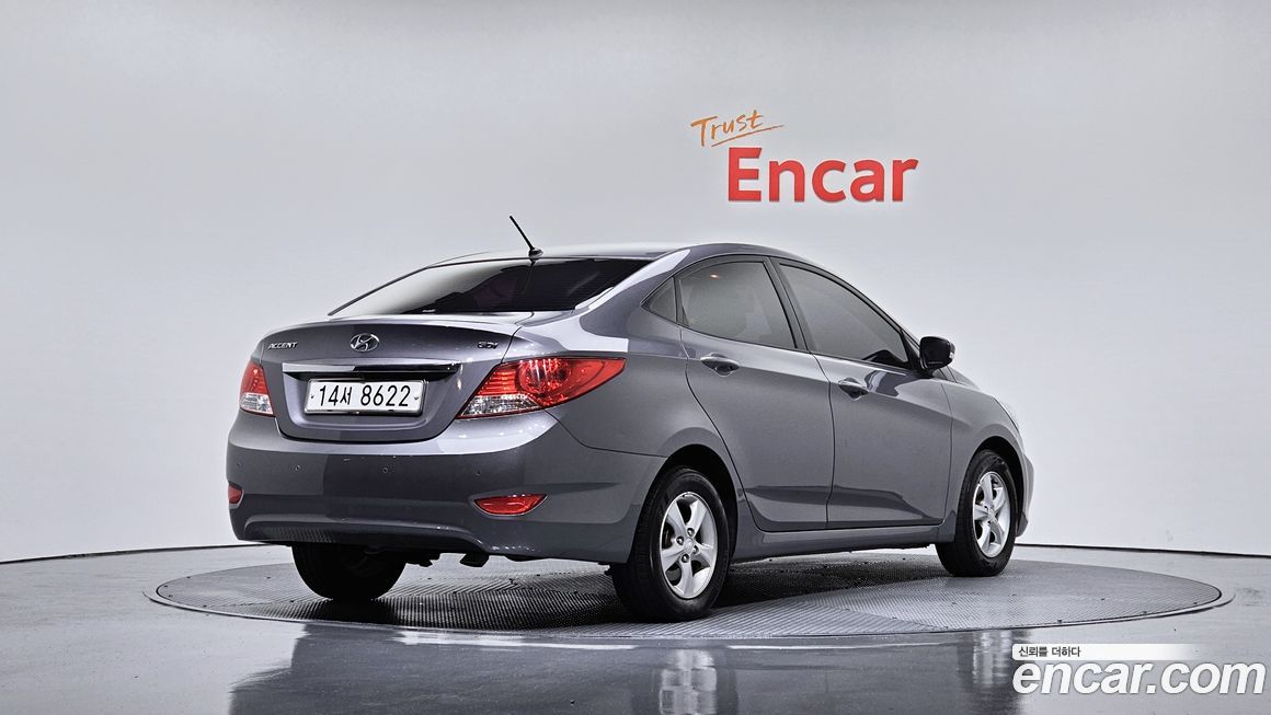 Hyundai Accent 2014
