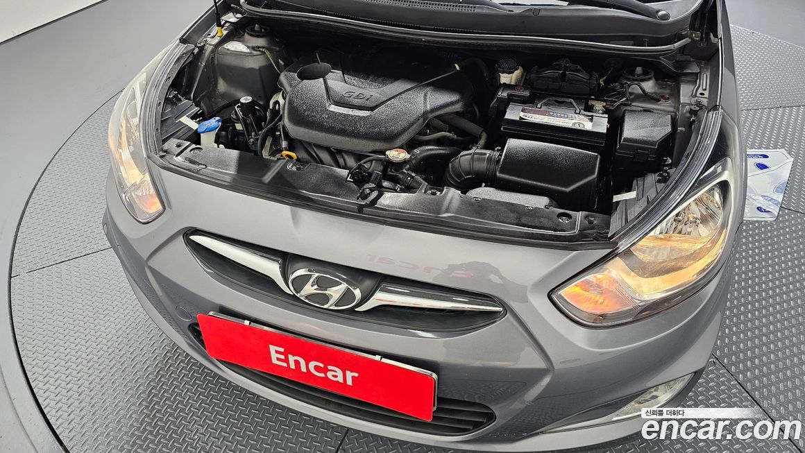Hyundai Accent 2014