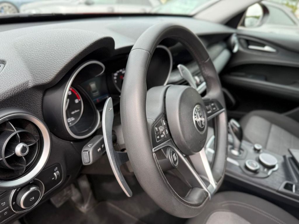 Alfa Romeo Stelvio 2020