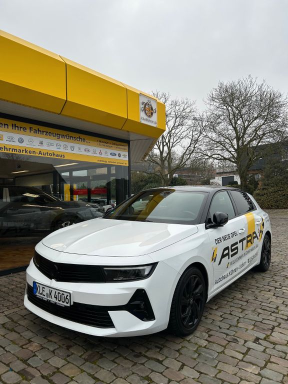 Opel Astra 2022
