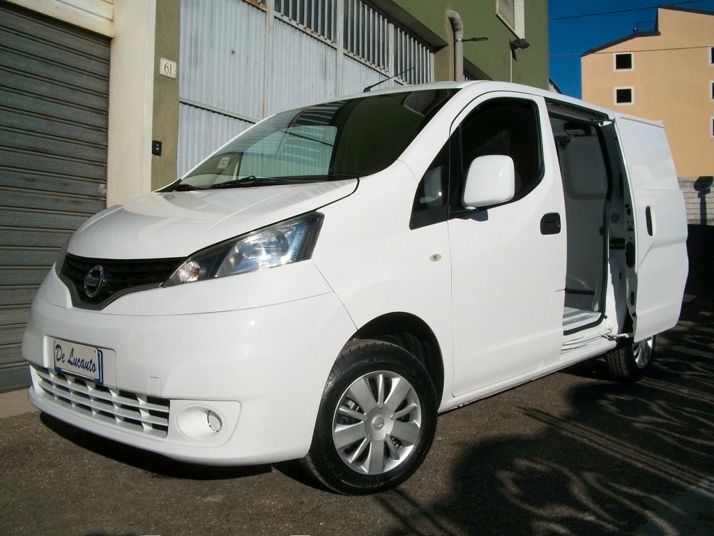 Nissan NV200 2017