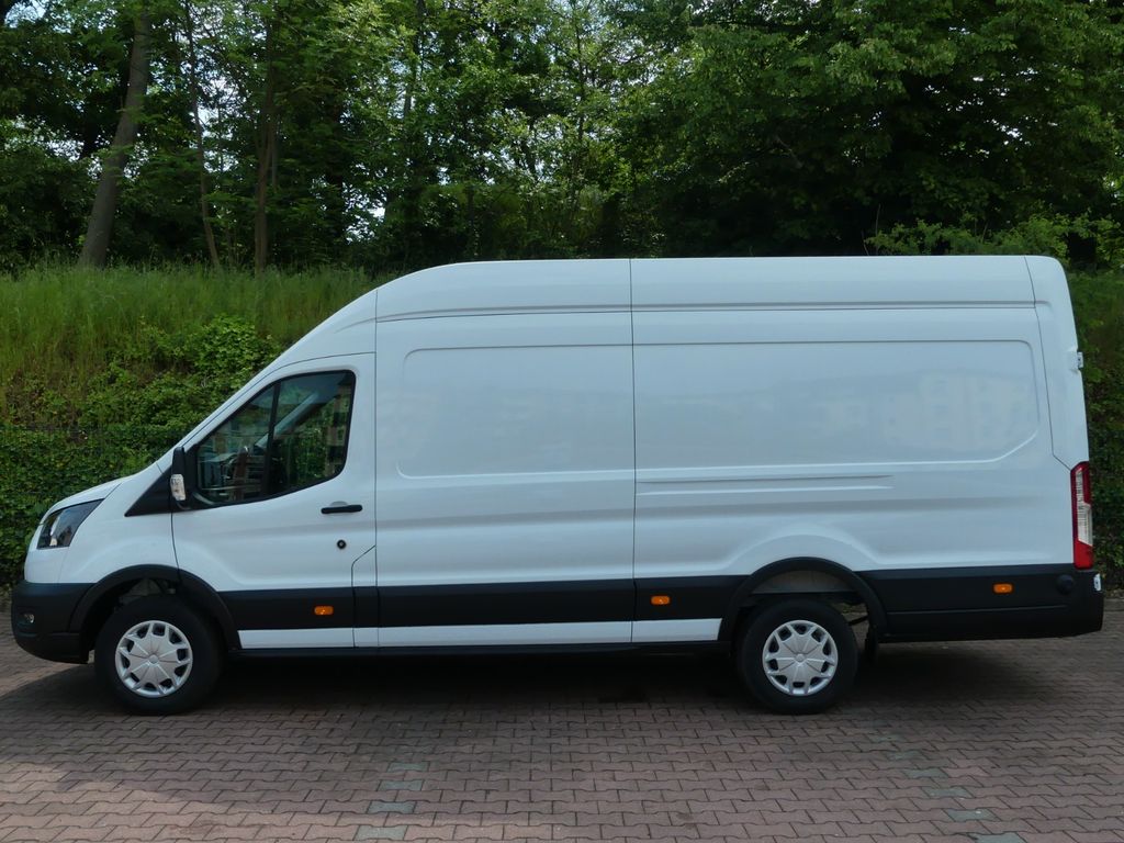 Ford Transit 2022