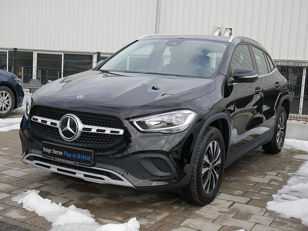 Mercedes-Benz GLA 250 2022