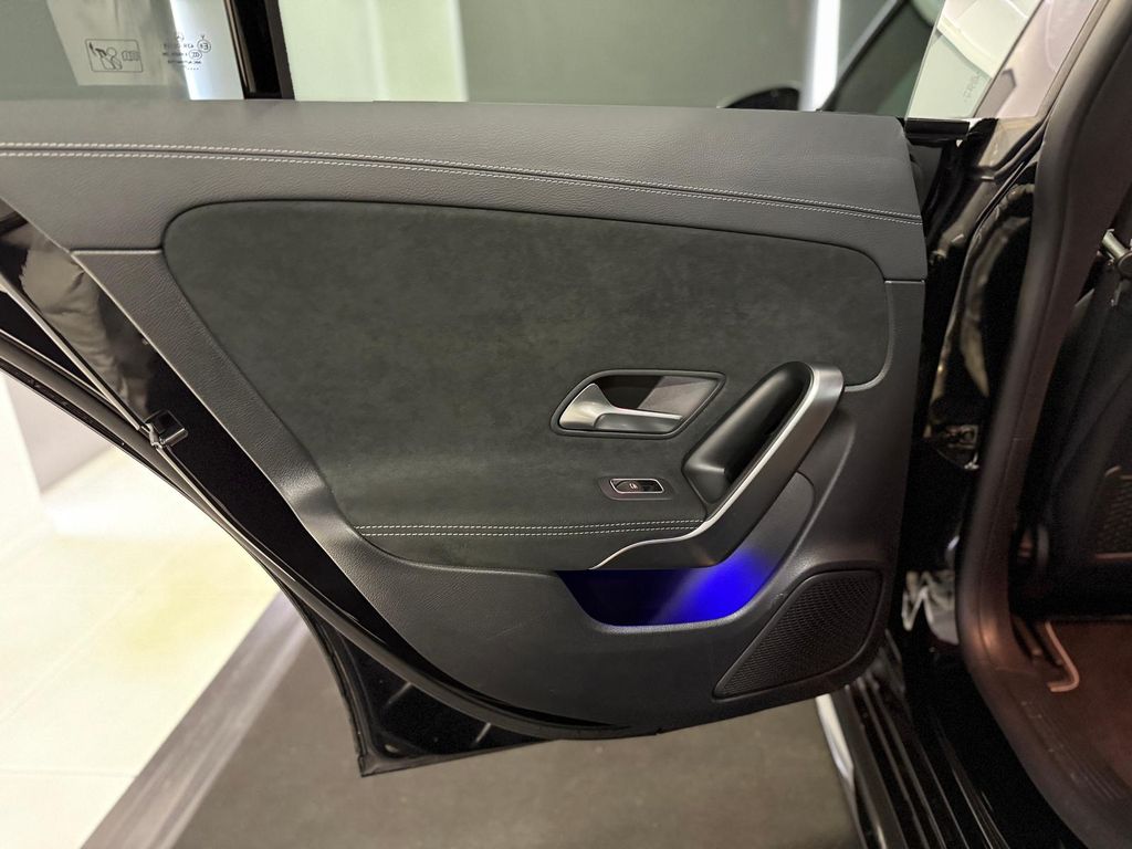 Mercedes-Benz CLA 250 2021