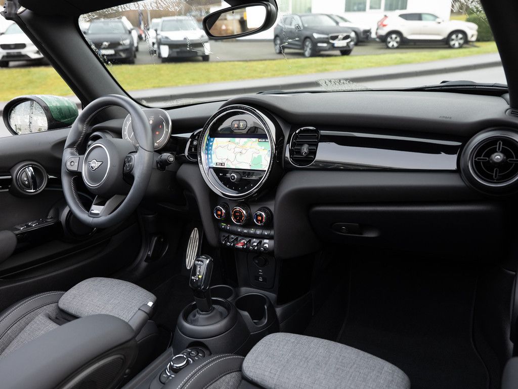 MINI Cooper Cabrio 2023
