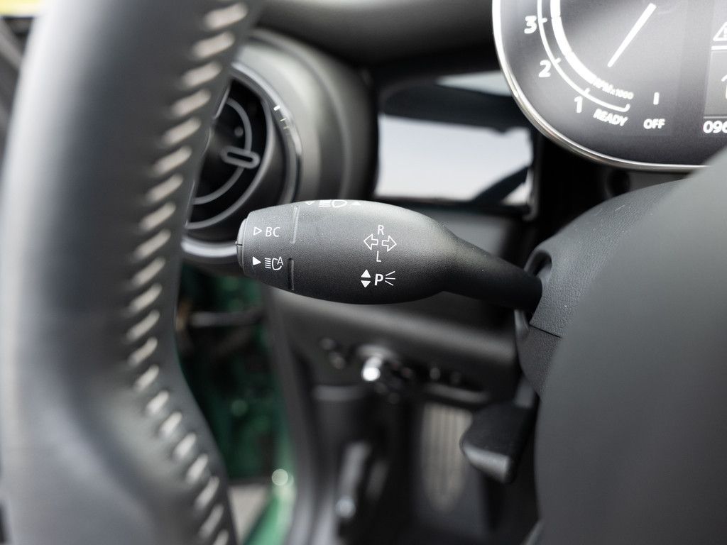 MINI Cooper Cabrio 2023