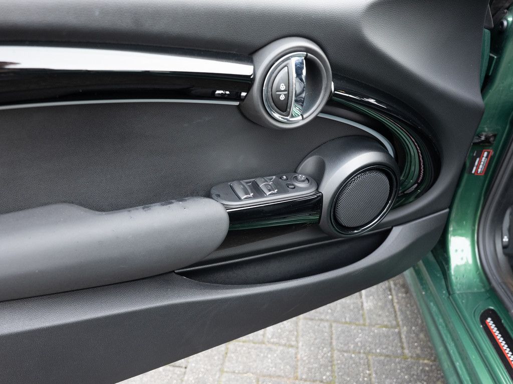 MINI Cooper Cabrio 2023