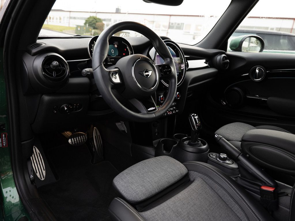 MINI Cooper Cabrio 2023