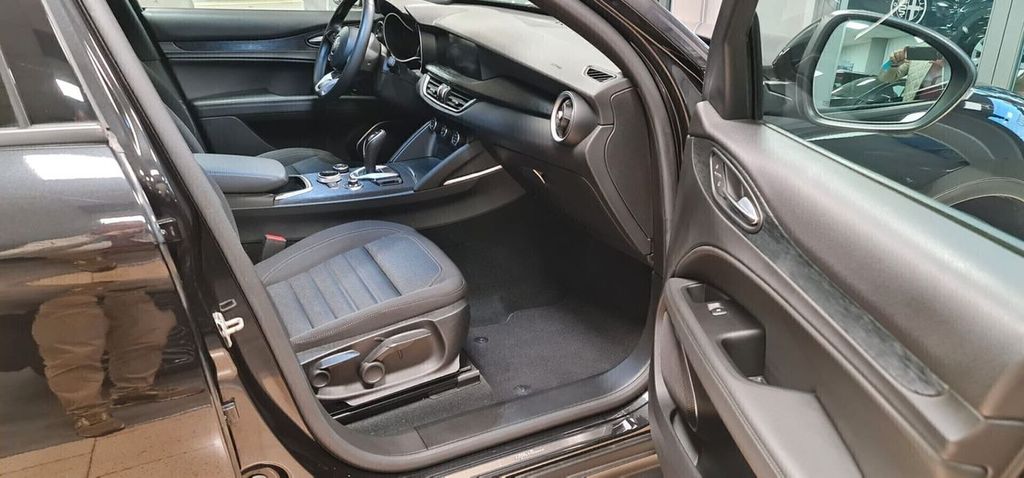 Alfa Romeo Stelvio 2022