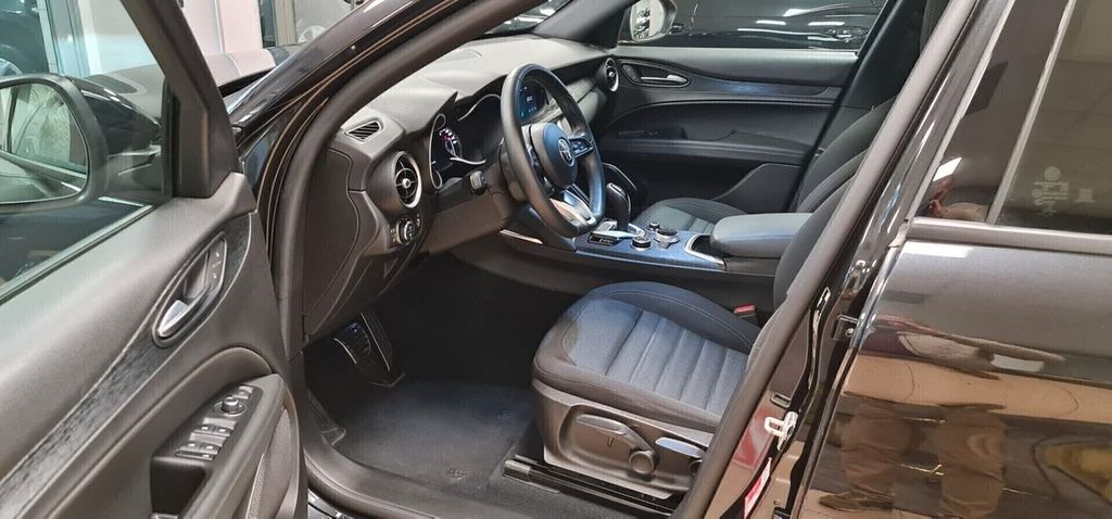 Alfa Romeo Stelvio 2022