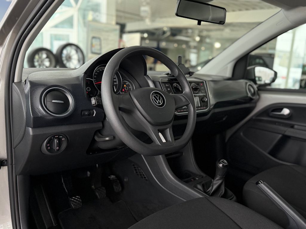 Volkswagen up! 2021