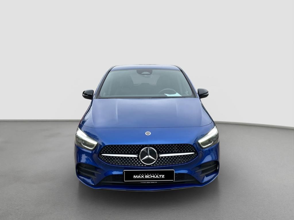 Mercedes-Benz B 200 2024