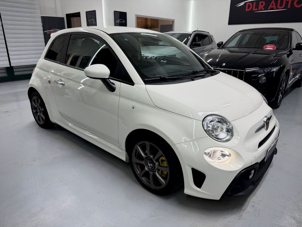 Abarth 595 2022