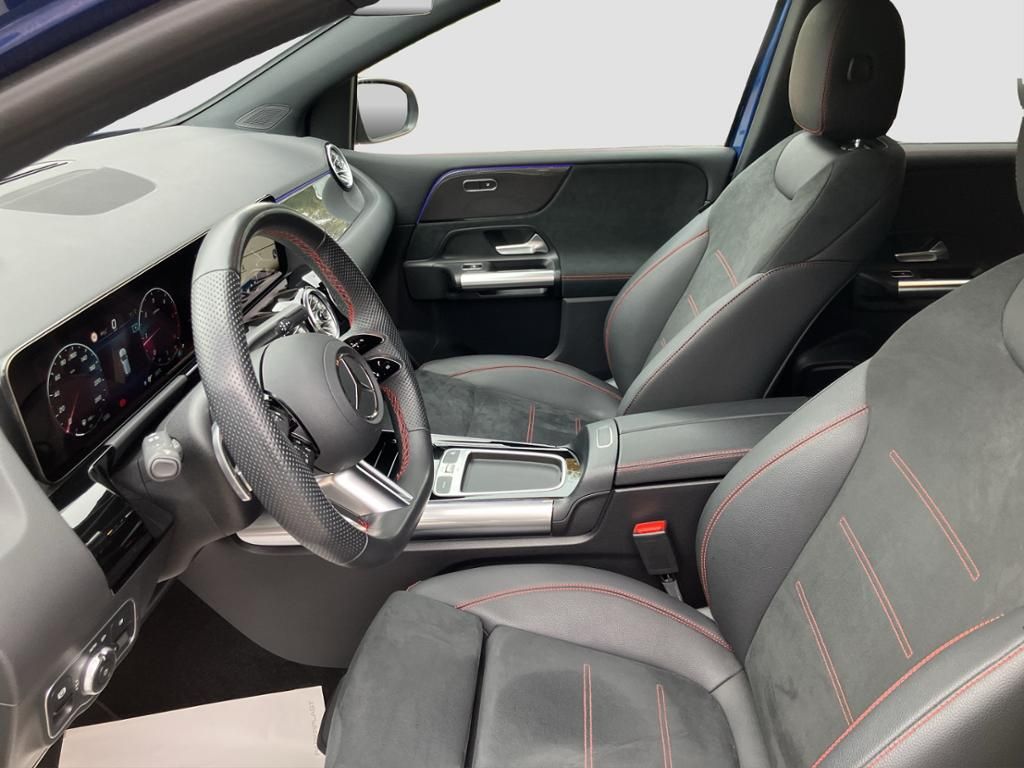 Mercedes-Benz B 200 2024