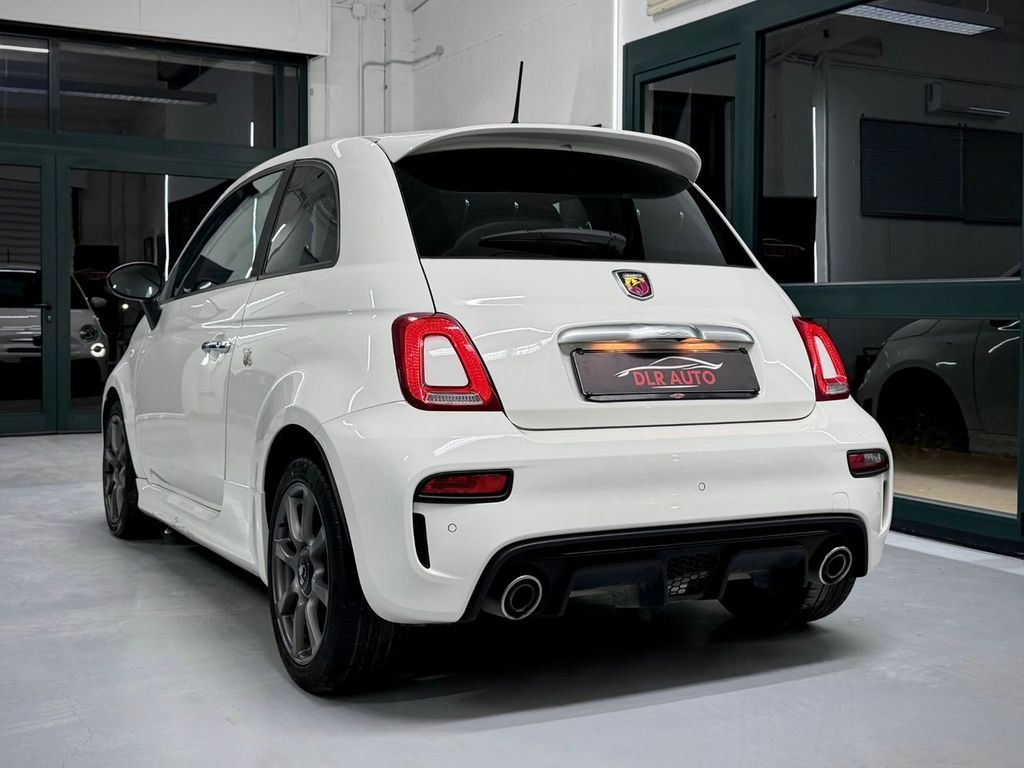 Abarth 595 2022