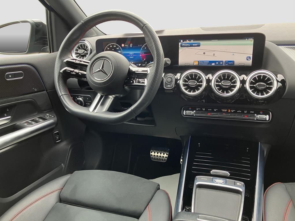 Mercedes-Benz B 200 2024