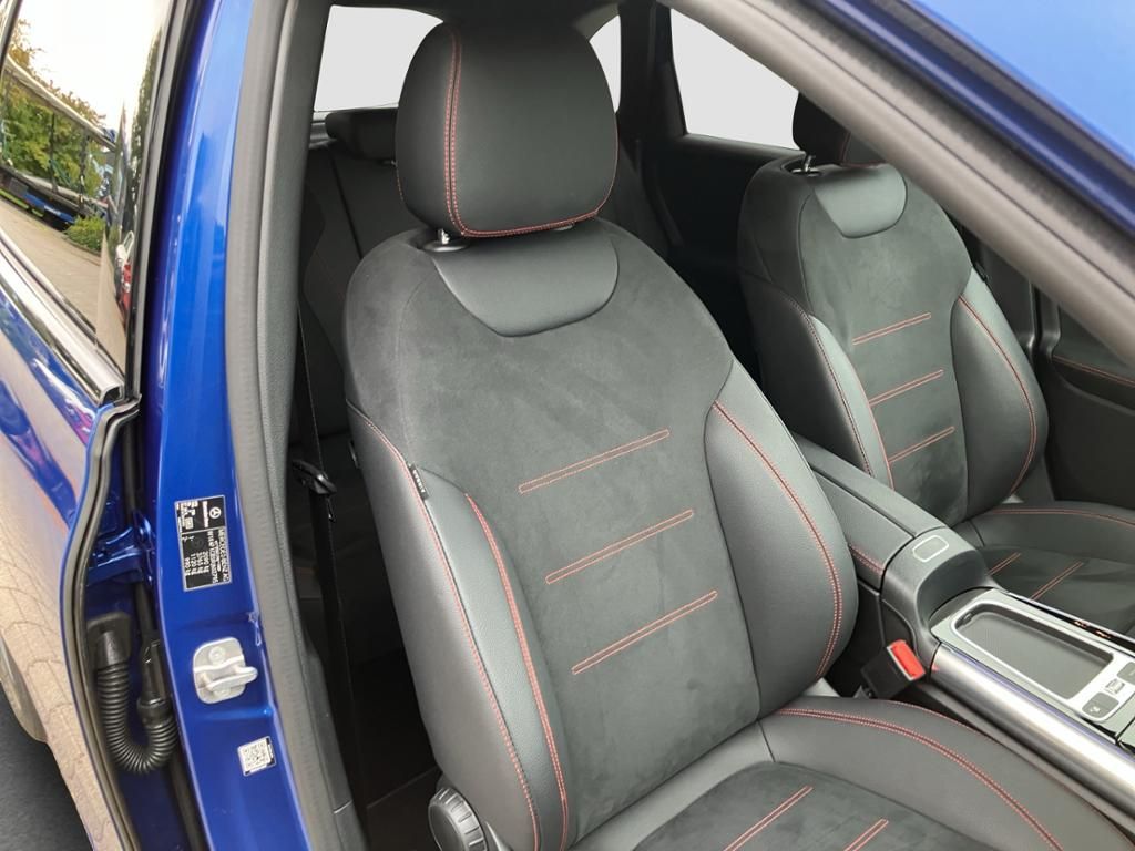 Mercedes-Benz B 200 2024