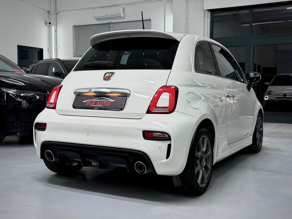 Abarth 595 2022