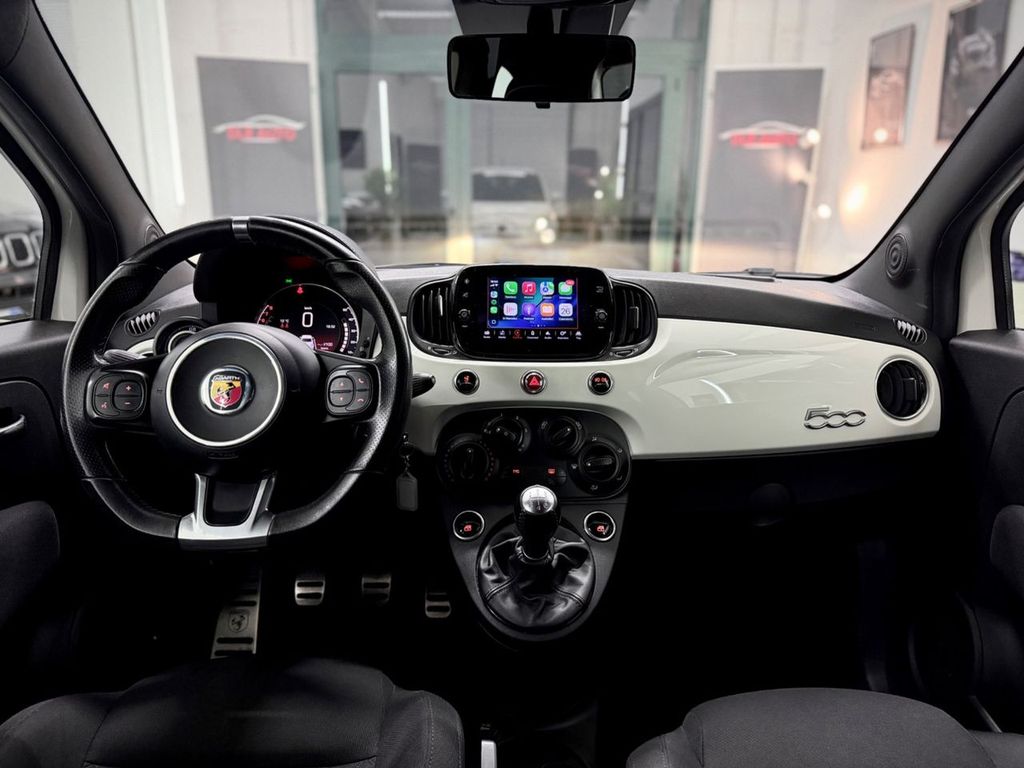 Abarth 595 2022