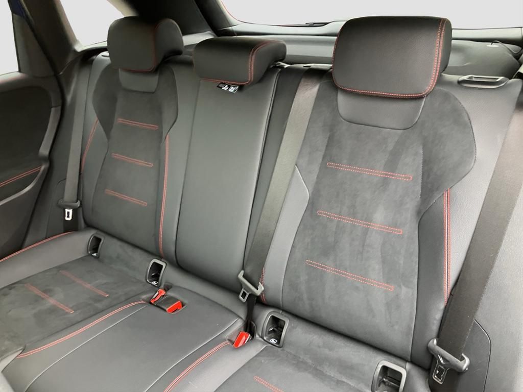 Mercedes-Benz B 200 2024