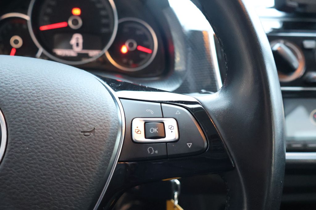Volkswagen up! 2021