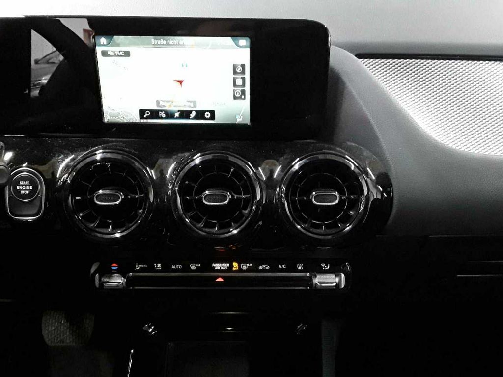 Mercedes-Benz B 250 2021