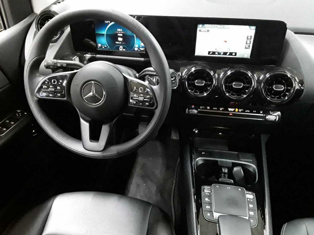 Mercedes-Benz B 250 2021