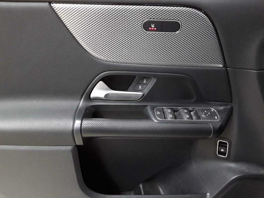 Mercedes-Benz B 250 2021