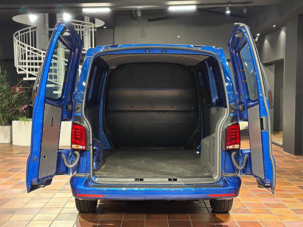 Volkswagen T6 Transporter 2021