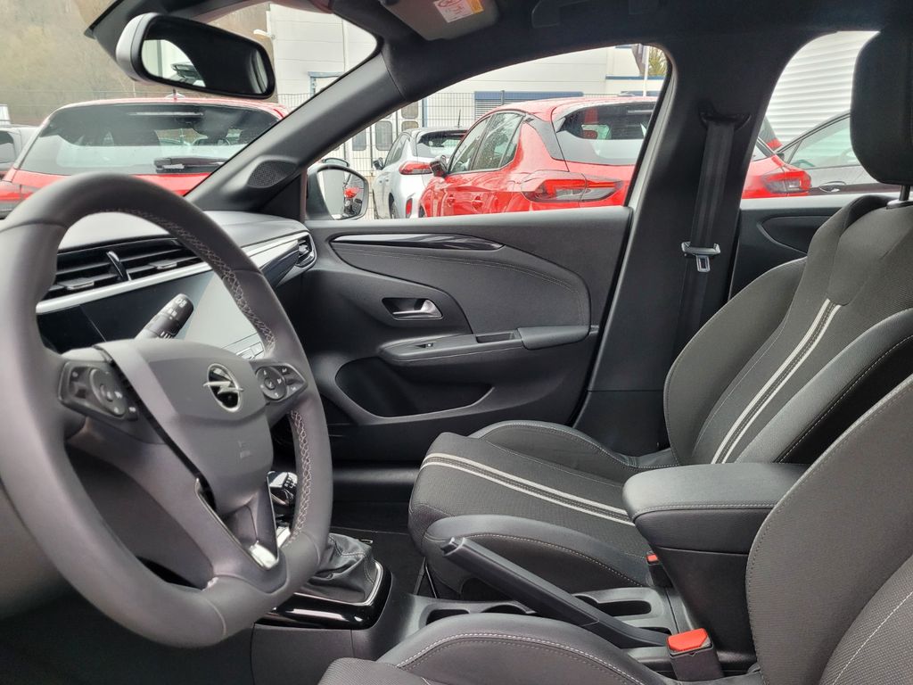 Opel Corsa 2024