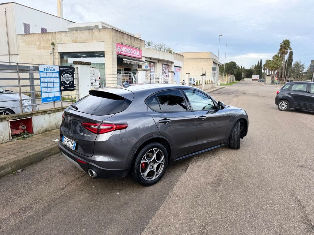 Alfa Romeo Stelvio 2020