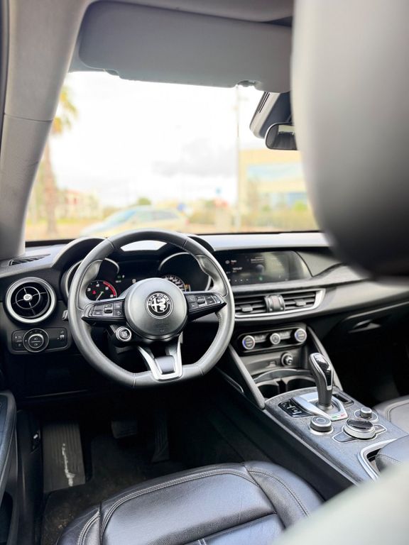 Alfa Romeo Stelvio 2020