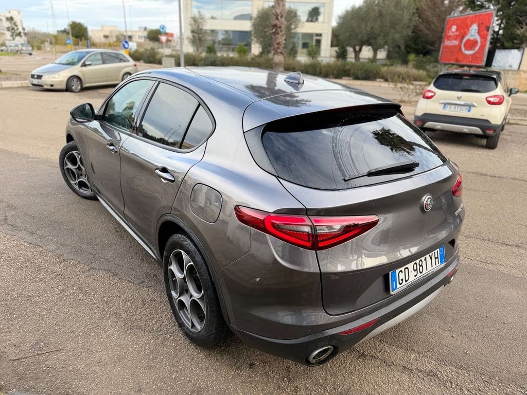 Alfa Romeo Stelvio 2020