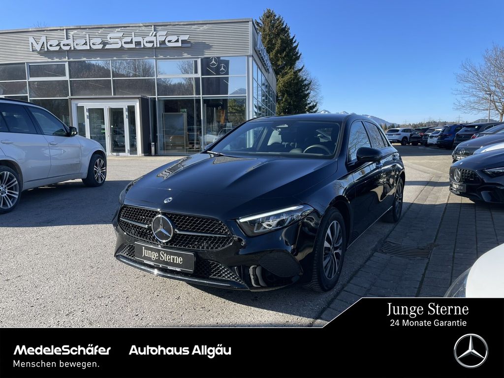 Mercedes-Benz A 180 2023