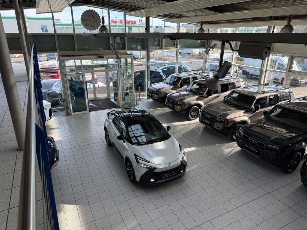 Toyota C-HR 2025