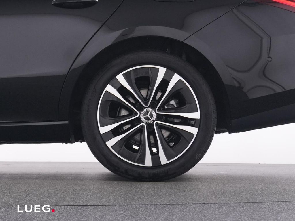 Mercedes-Benz CLA 180 2025