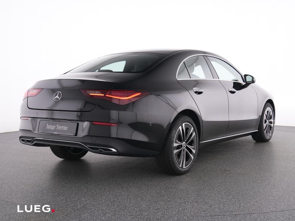 Mercedes-Benz CLA 180 2025