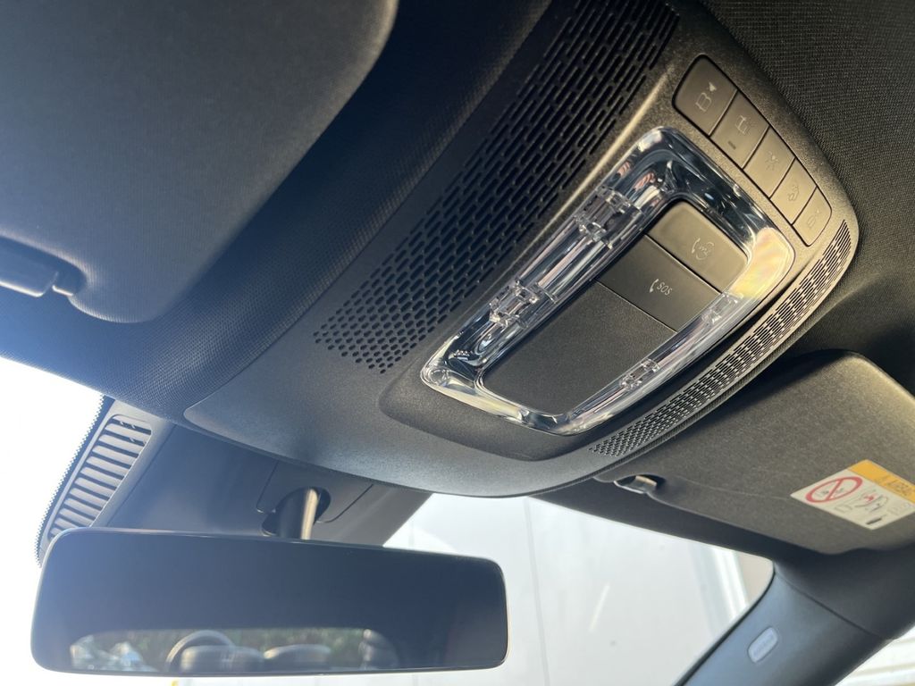 Mercedes-Benz EQA 2023