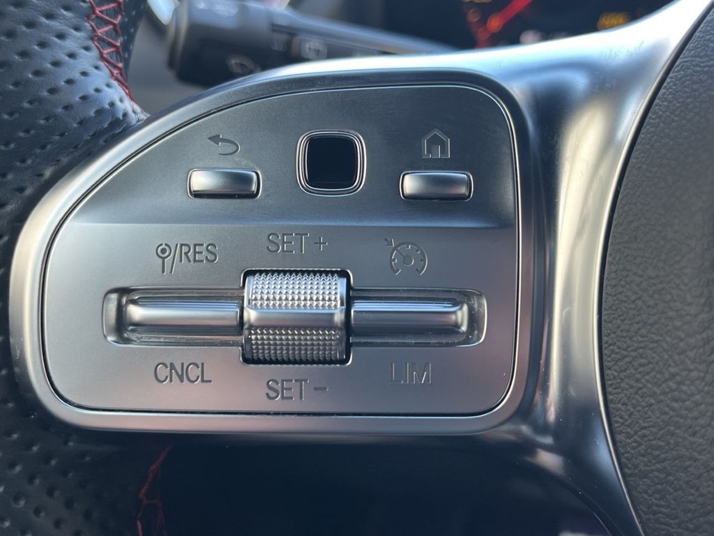 Mercedes-Benz EQA 2023