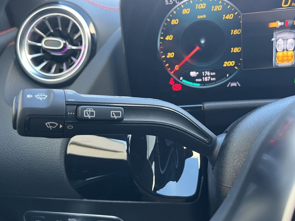 Mercedes-Benz EQA 2023