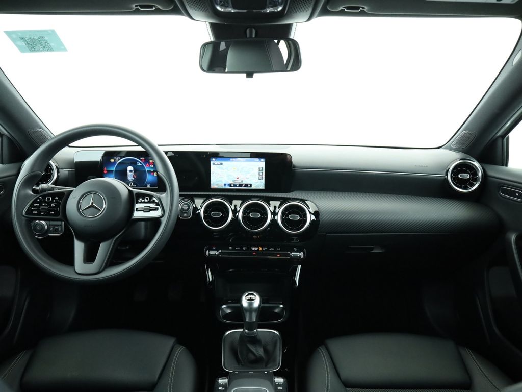 Mercedes-Benz A 180 2021