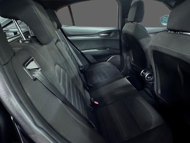 Alfa Romeo Stelvio 2022