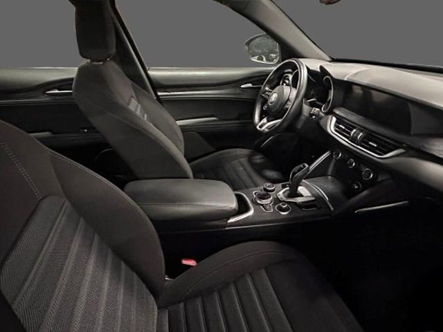 Alfa Romeo Stelvio 2022