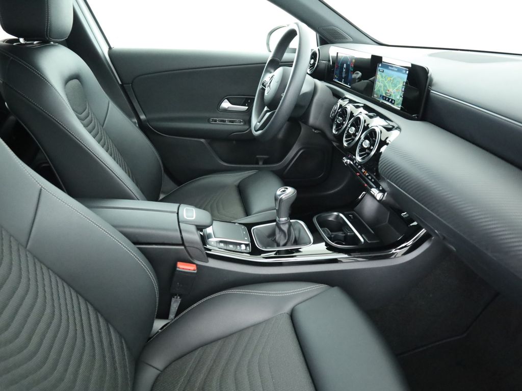 Mercedes-Benz A 180 2021